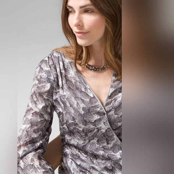 NWT, WHBM Blouse, Gray/Silver/Black/White, Size 2 - Picture 10 of 13